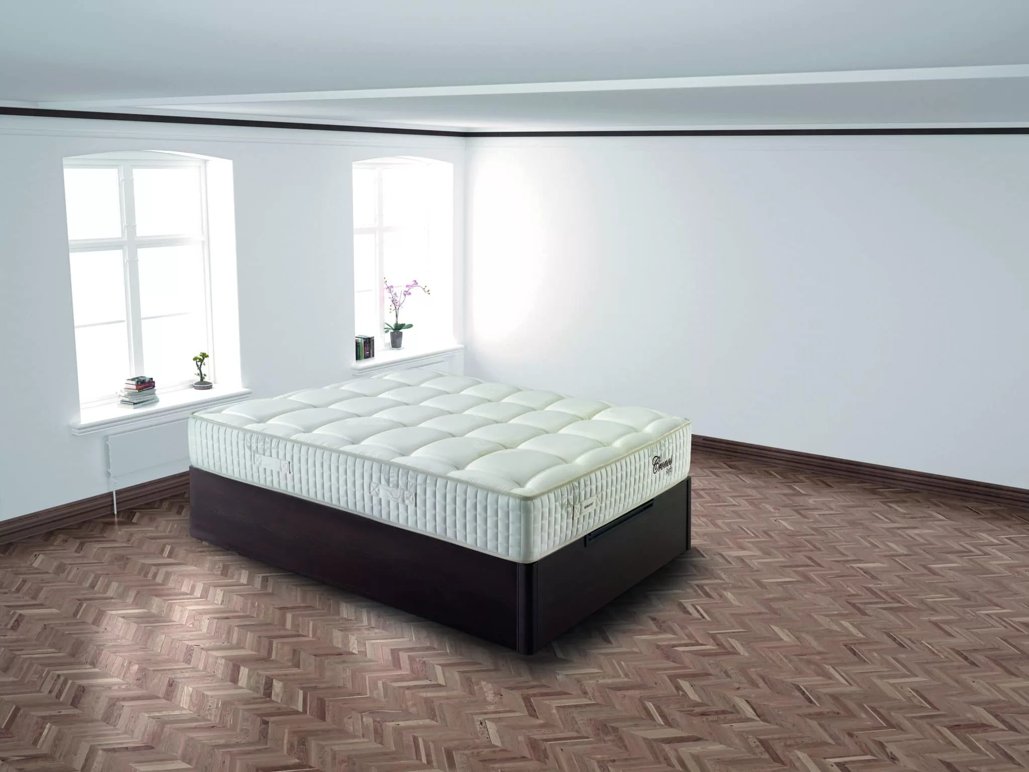foto colchón cronos scaled en una habitación con suelo de parquet y dos ventanales dando luminosidad