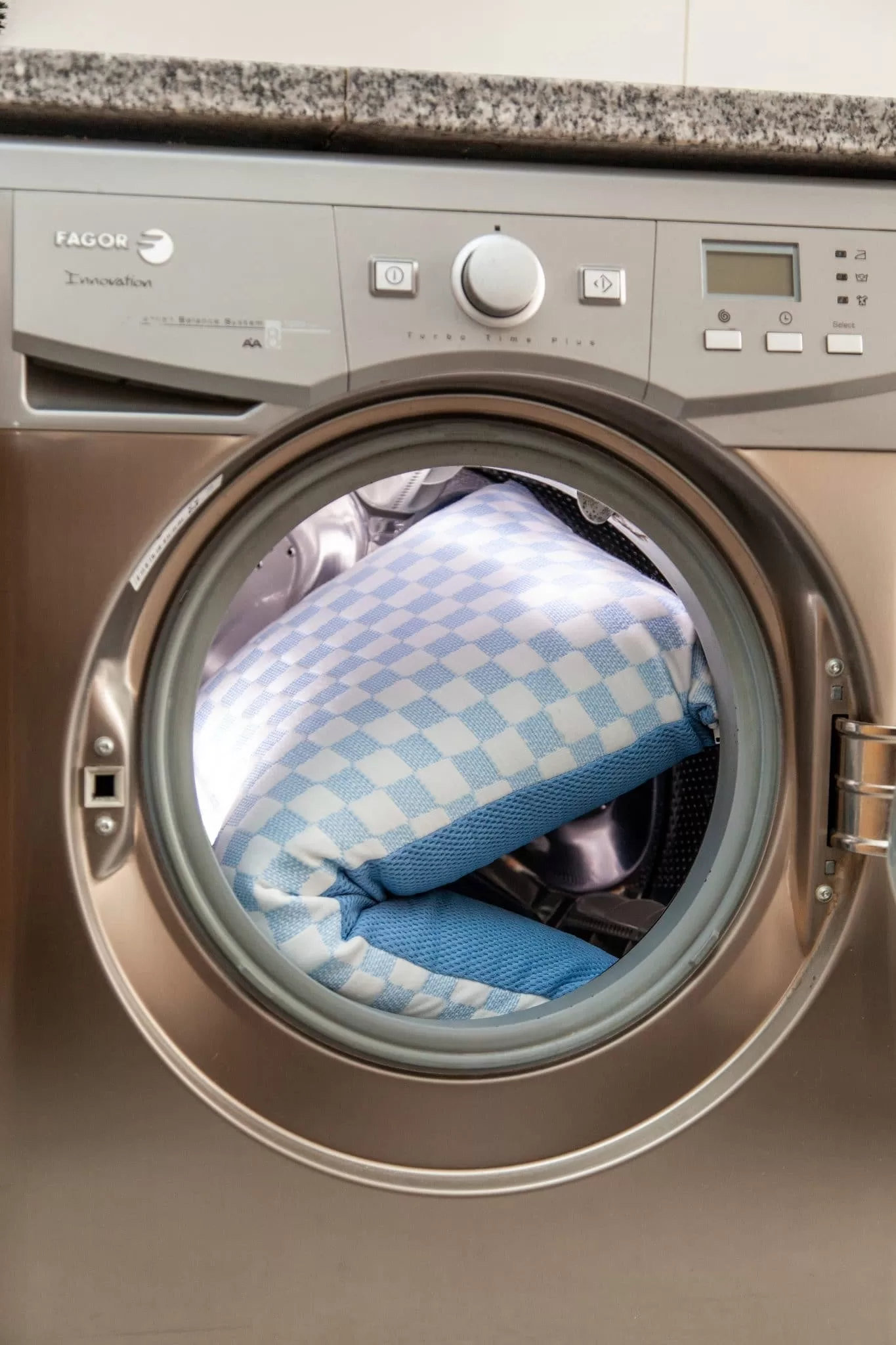 Almohada lavable 70 cm - Imagen 11